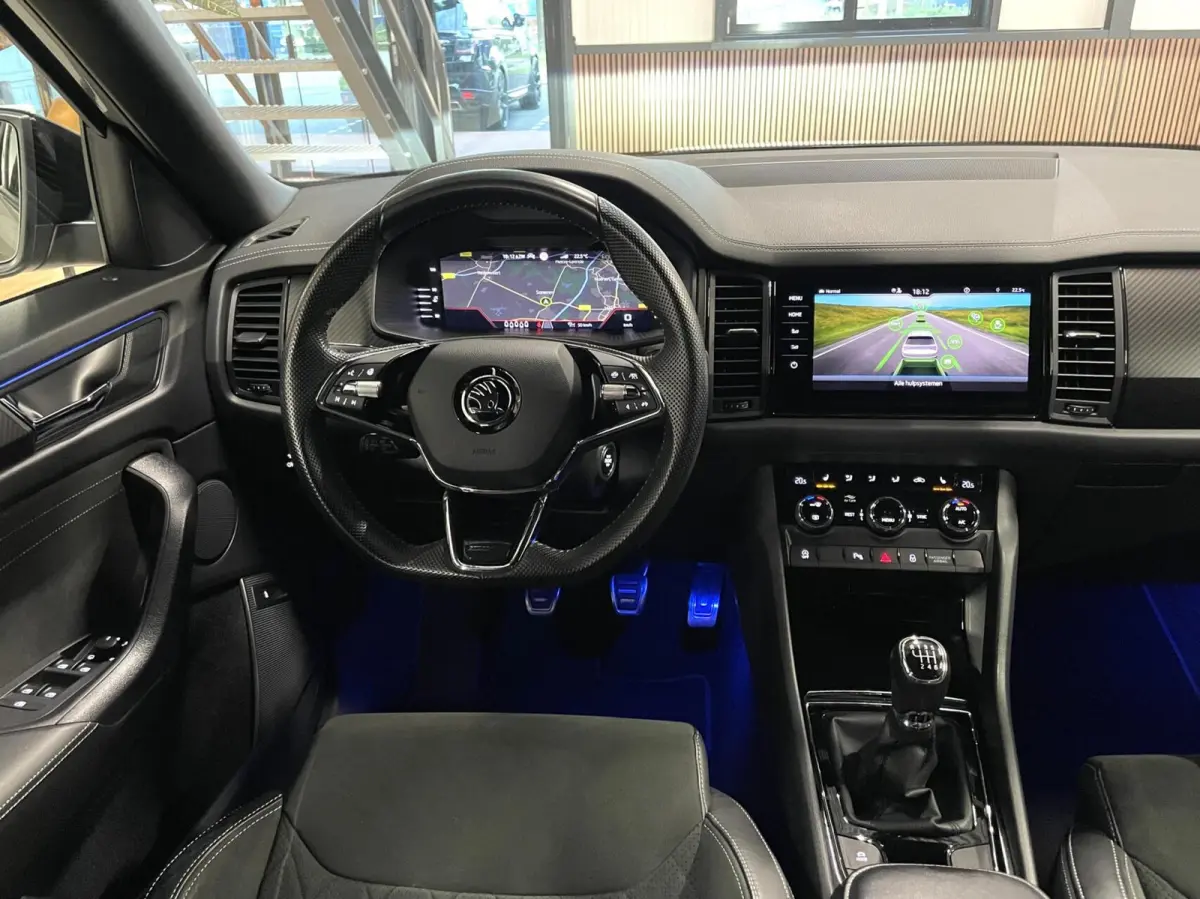 1.5 TSI Sportline 7p. Cam/ Leder/ 19”/ Memo/ Trekhaak