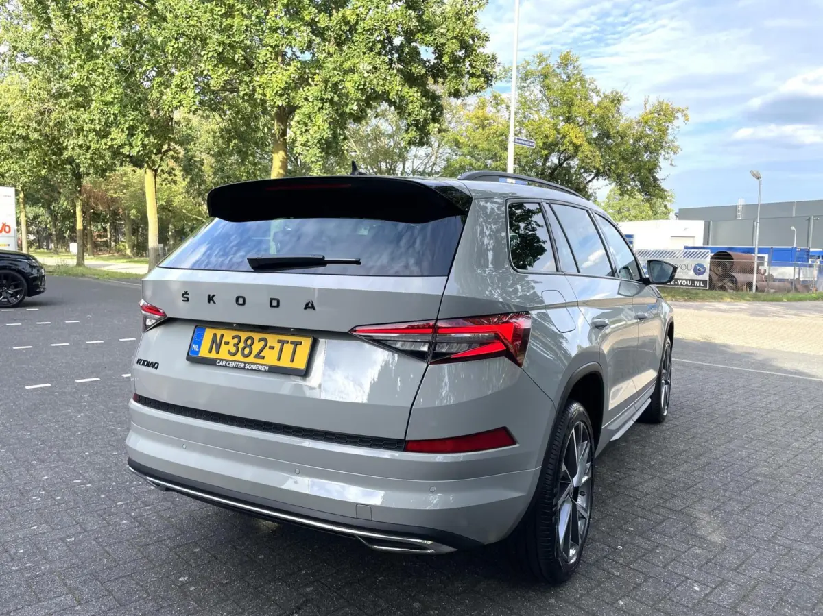 1.5 TSI Sportline 7p. Cam/ Leder/ 19”/ Memo/ Trekhaak