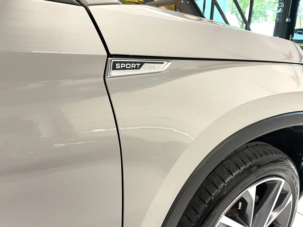 1.5 TSI Sportline 7p. Cam/ Leder/ 19”/ Memo/ Trekhaak
