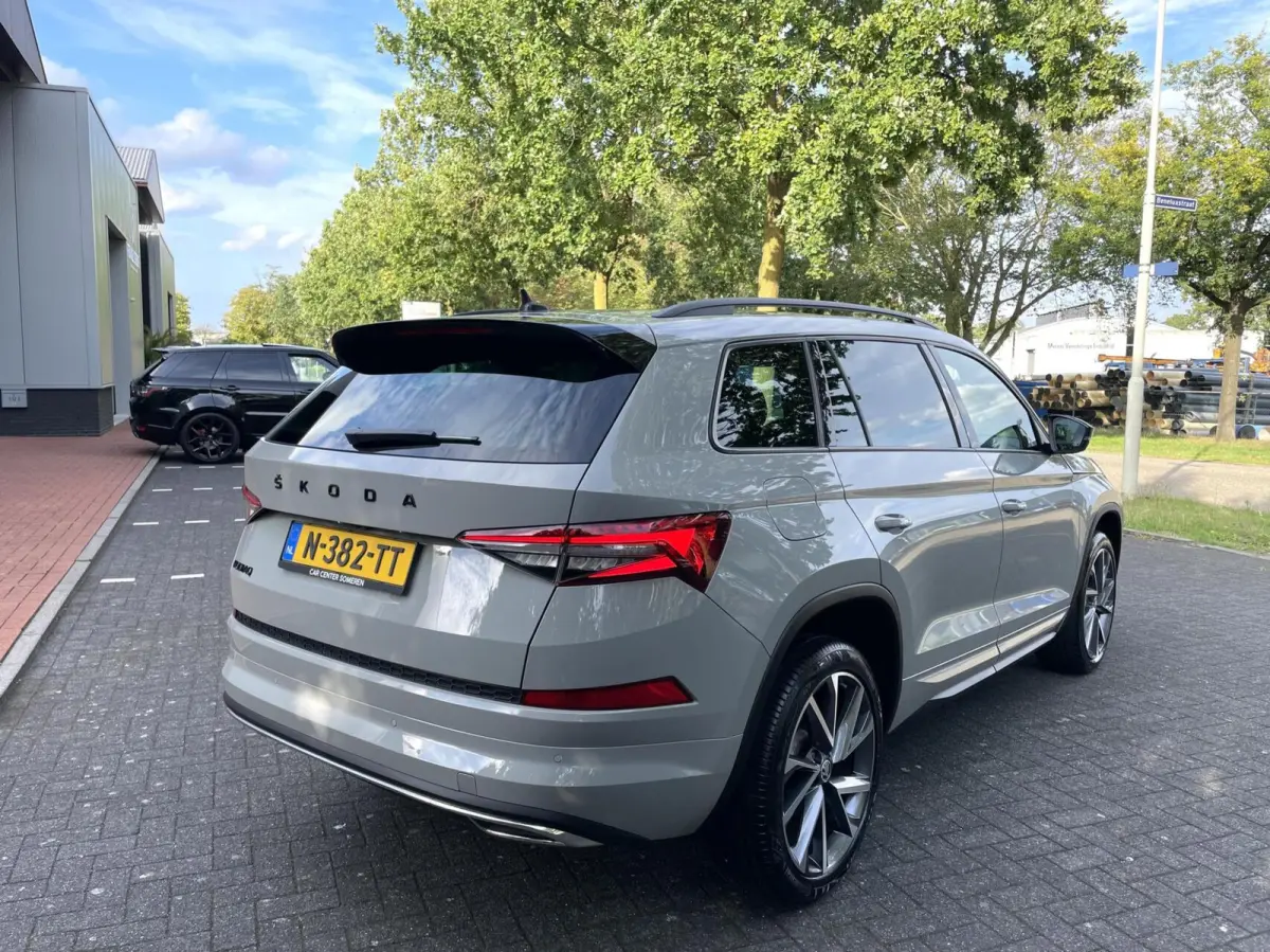 1.5 TSI Sportline 7p. Cam/ Leder/ 19”/ Memo/ Trekhaak