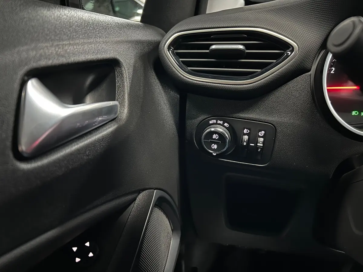 1.2 Turbo Elegance NAVIGATIE / XENON / NAP
