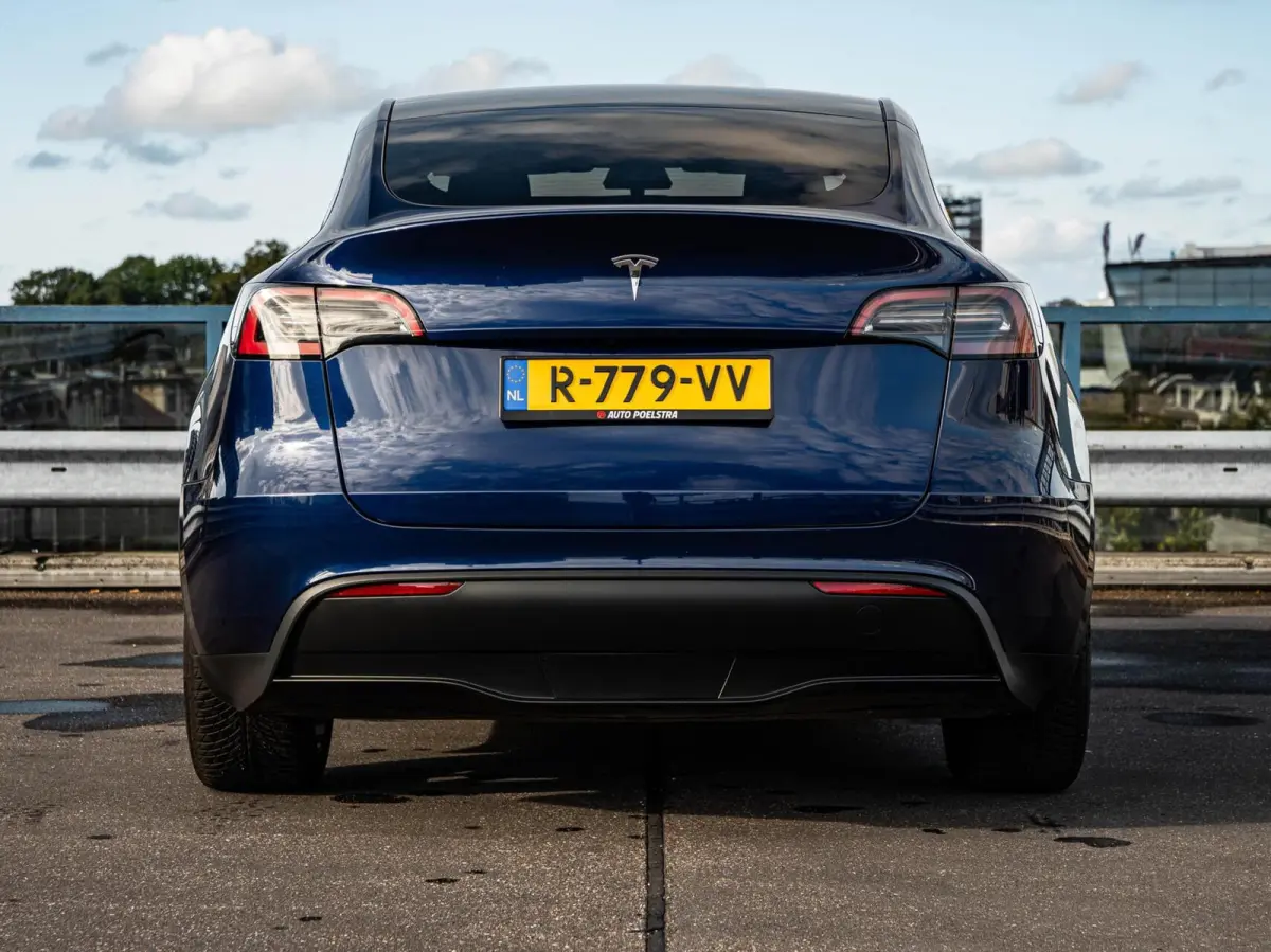 RWD 58 kWh LFP | SOH 90,1% | Trekhaak | Panoramadak | AMD Ryzen | Zwart Leder | Warmtepomp | 20" | Eerste eigenaar!