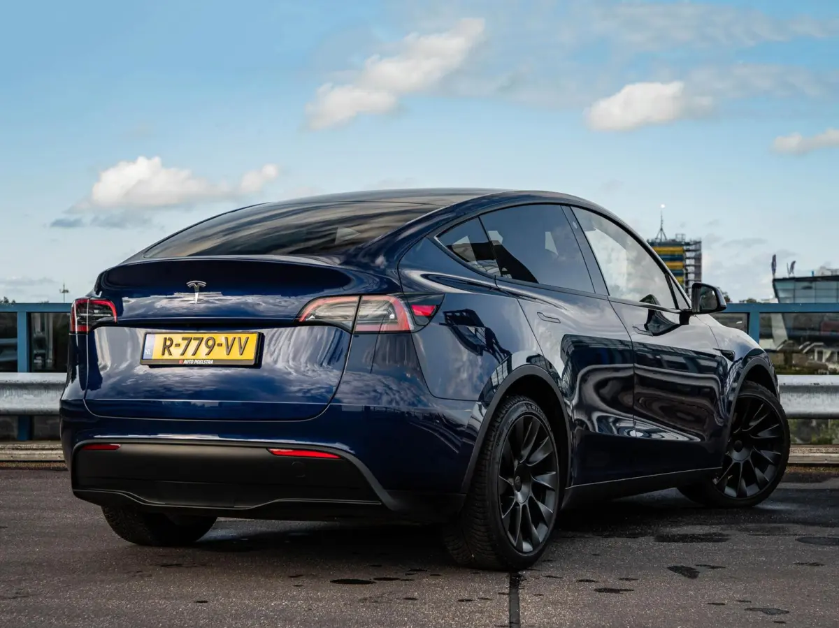 RWD 58 kWh LFP | SOH 90,1% | Trekhaak | Panoramadak | AMD Ryzen | Zwart Leder | Warmtepomp | 20" | Eerste eigenaar!