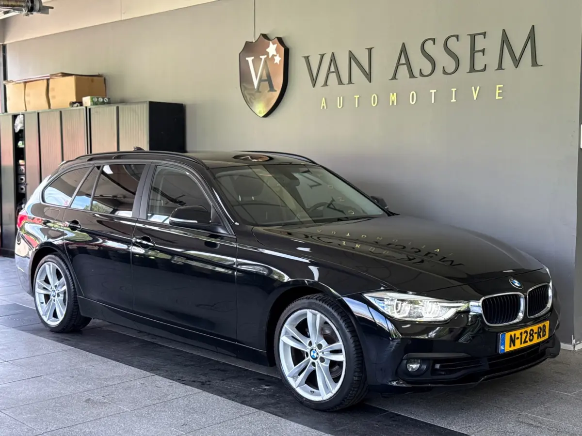318i Edition Luxury Line Purity Executive