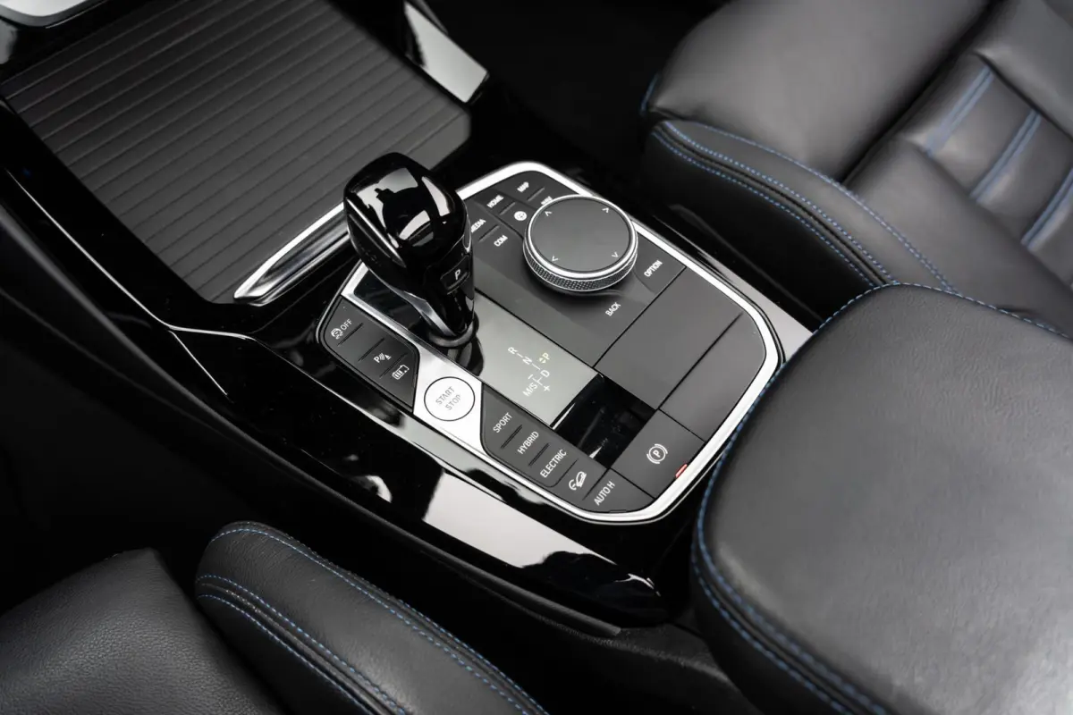 XDrive30e M-sport M Zetels Pano HU H&K Trekhaak