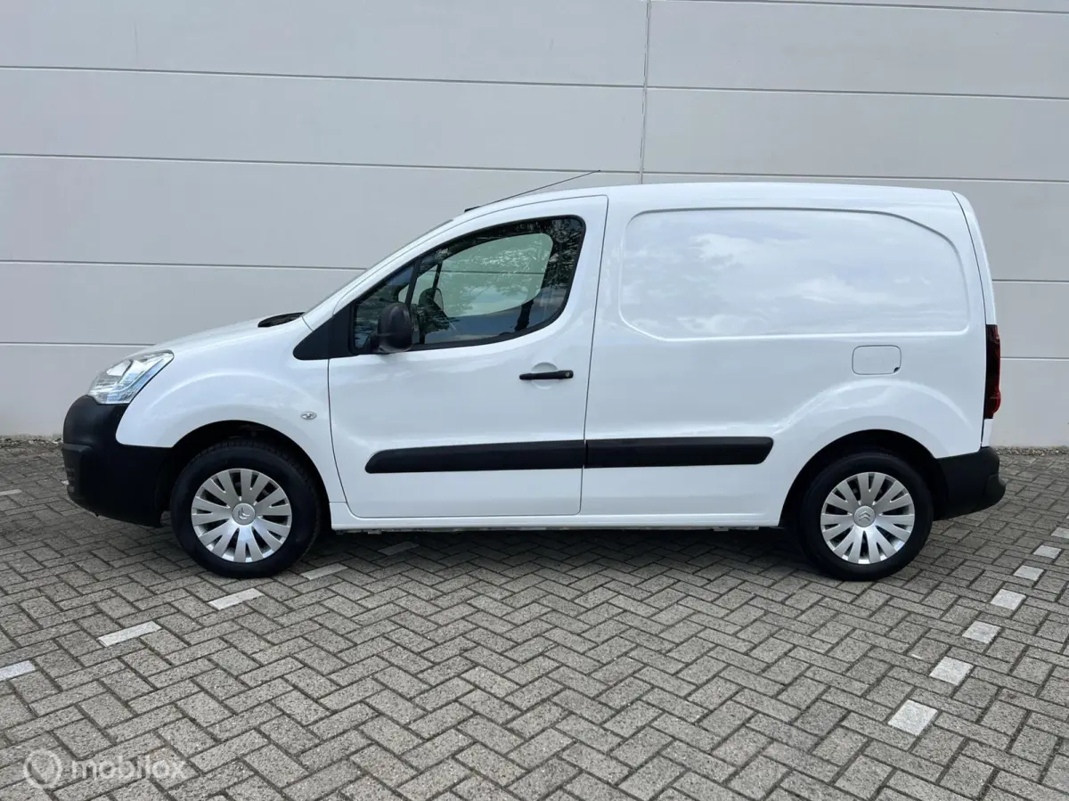 1,6 VTI Club AIRCO +C controle