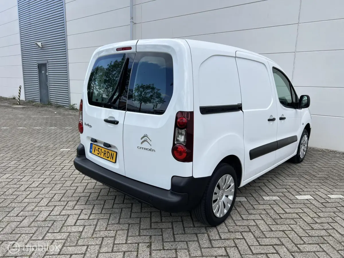 1,6 VTI Club AIRCO +C controle