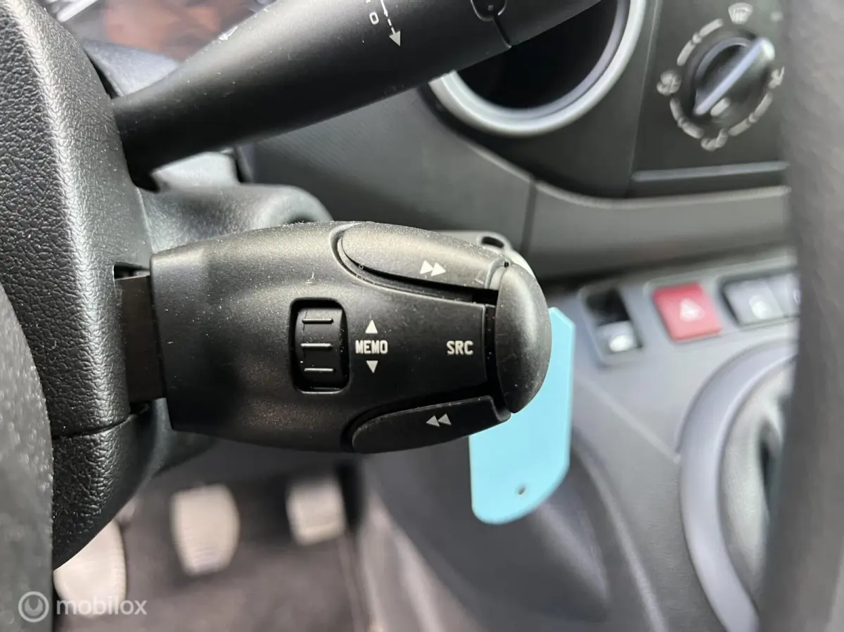1,6 VTI Club AIRCO +C controle