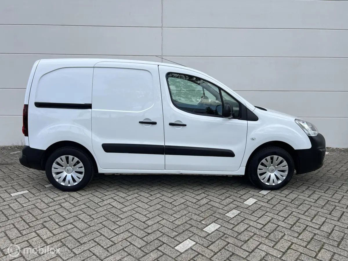 1,6 VTI Club AIRCO +C controle
