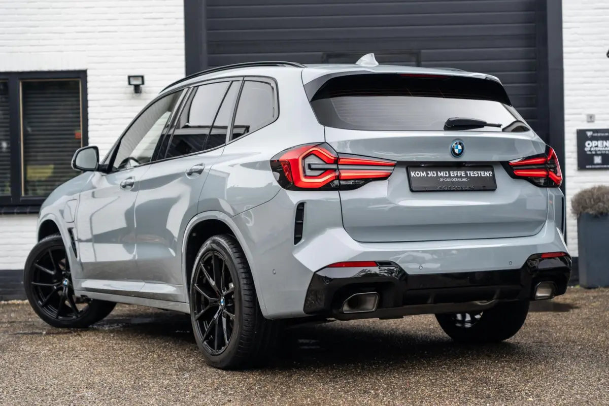 XDrive30e M-sport H&K 360 Pano HUD Trekhaak Memory