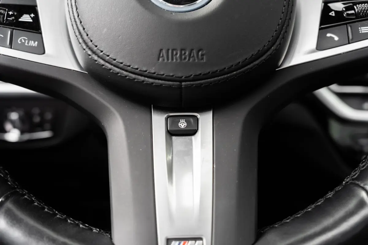 XDrive30e M-sport H&K 360 Pano HUD Trekhaak Memory