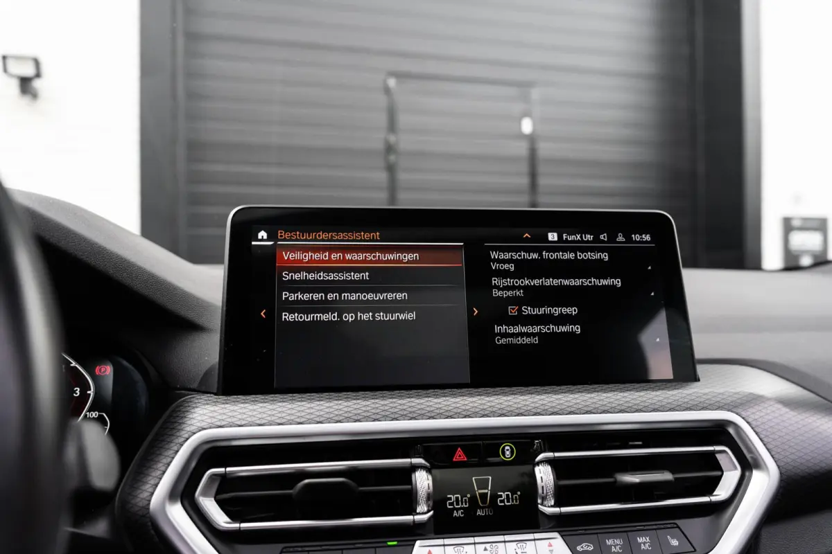 XDrive30e M-sport H&K 360 Pano HUD Trekhaak Memory