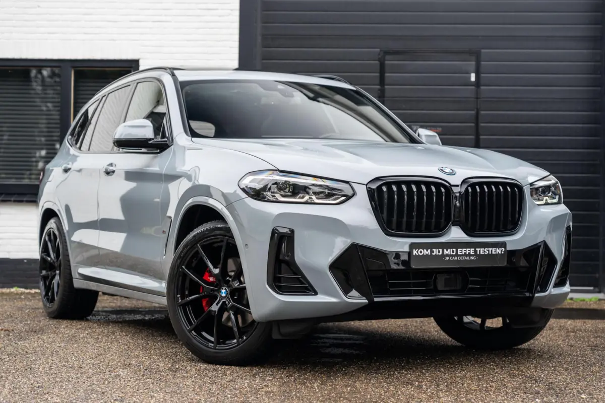 XDrive30e M-sport H&K 360 Pano HUD Trekhaak Memory