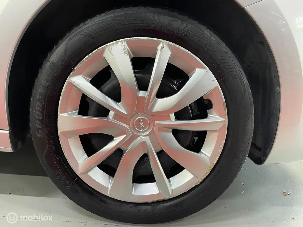 1.2 Turbo AUT. 2023 STOELVERW CRUISE LED XENON NETJES NW APK