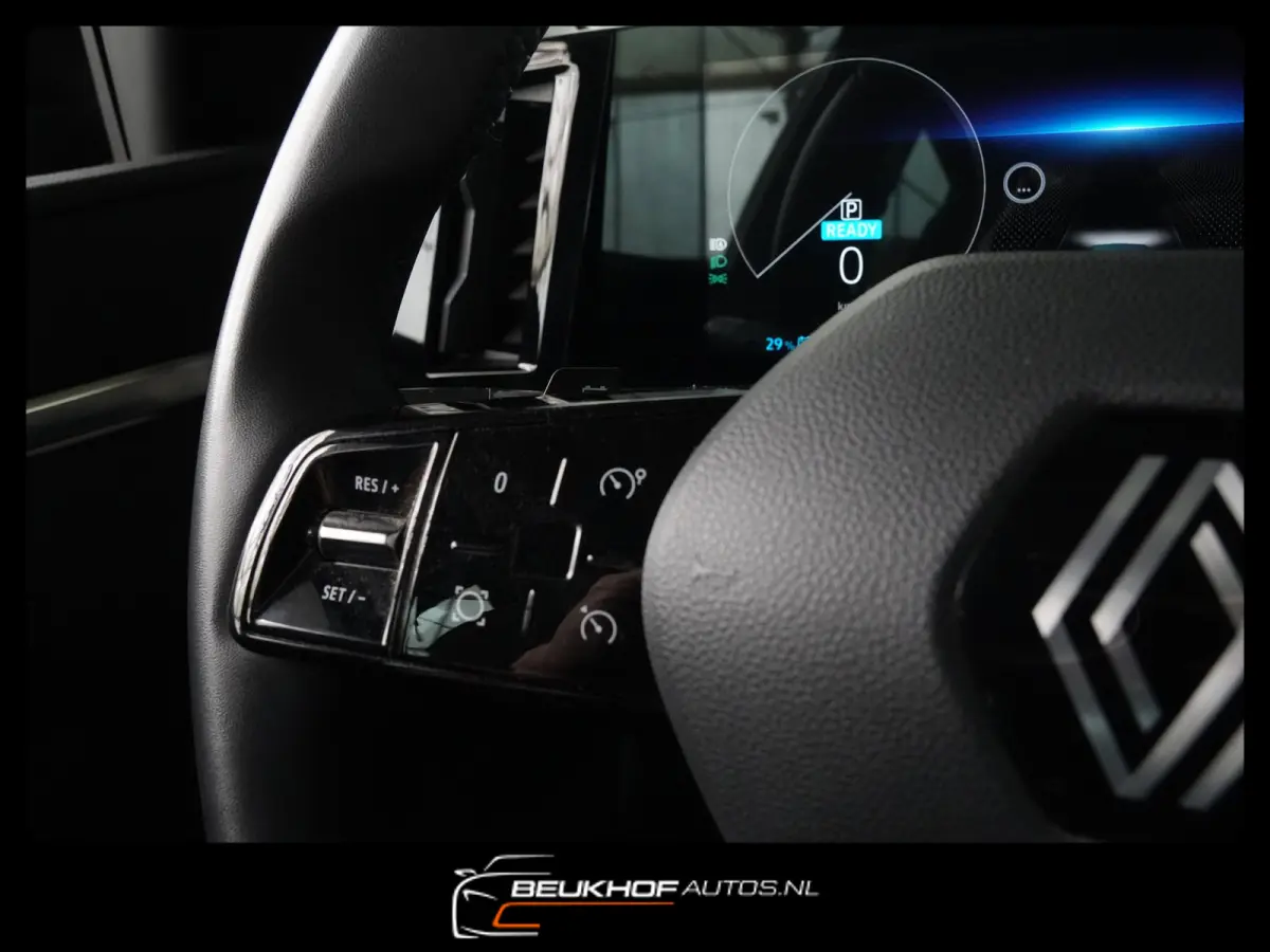 EV60 Optimum Charge Evolution Carplay
