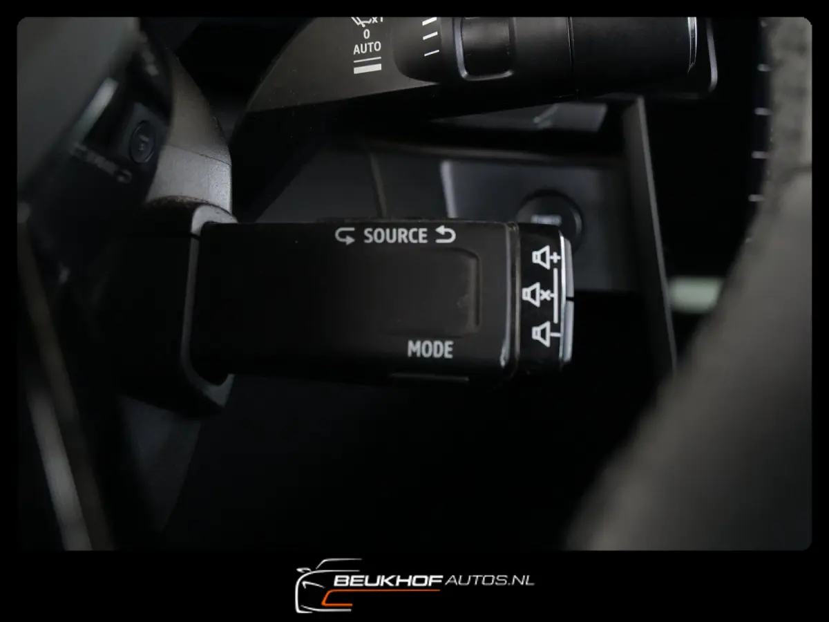 EV60 Optimum Charge Evolution Carplay