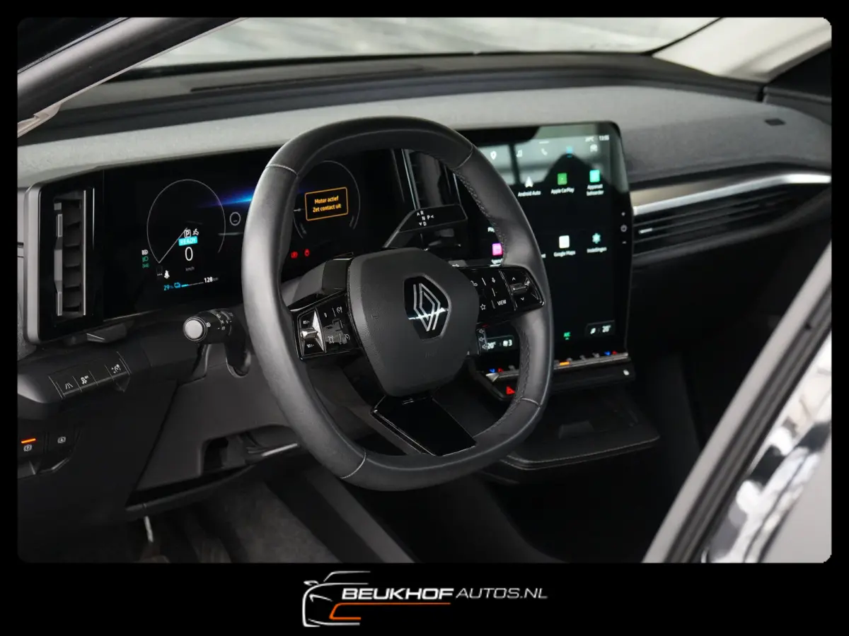 EV60 Optimum Charge Evolution Carplay
