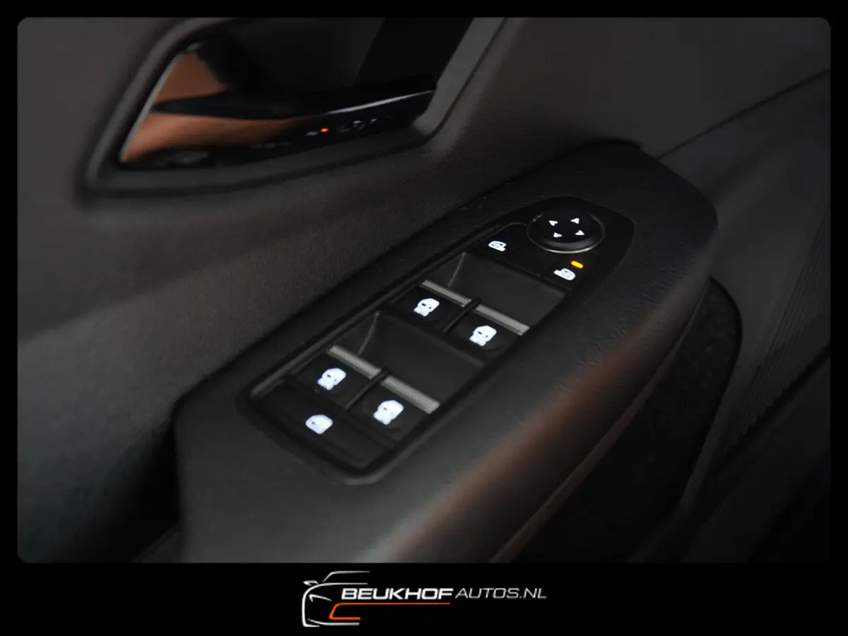 EV60 Optimum Charge Evolution Carplay