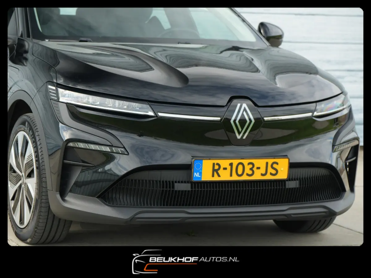 EV60 Optimum Charge Evolution Carplay