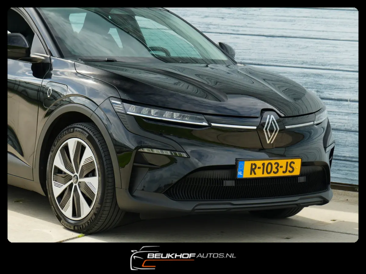 EV60 Optimum Charge Evolution Carplay