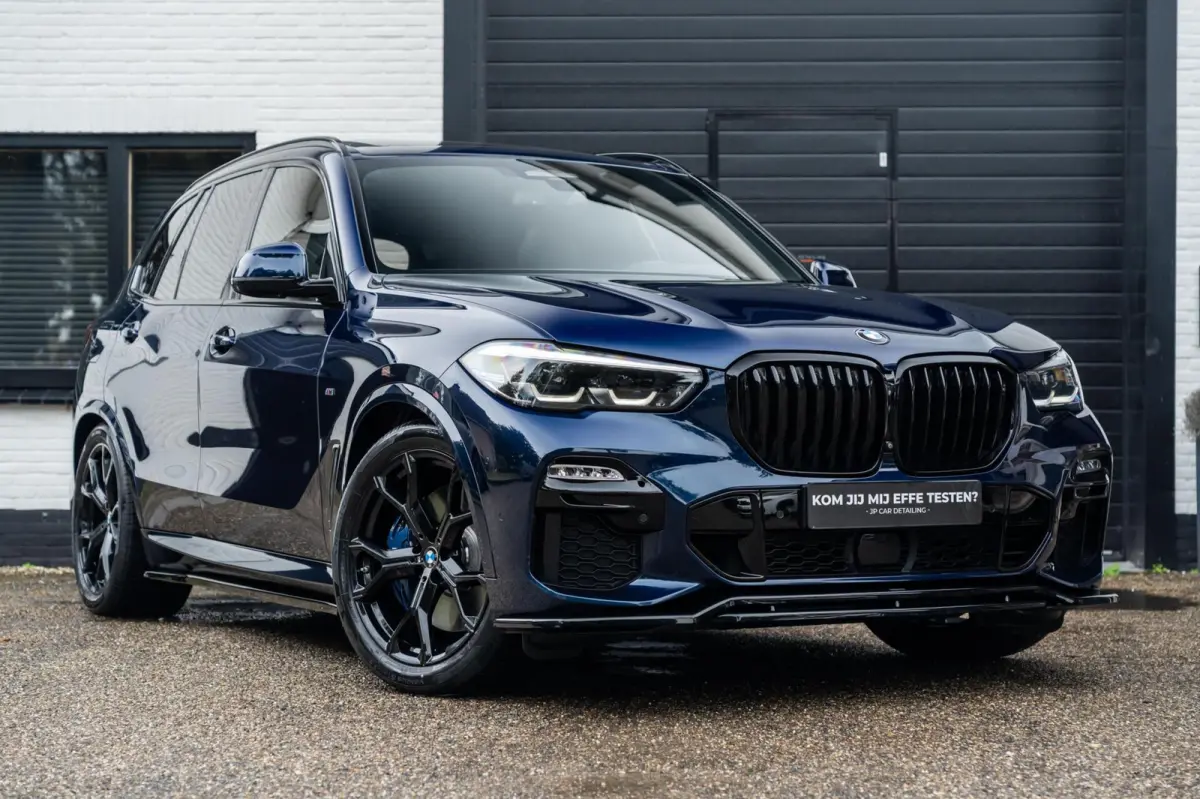 xDrive45e High Exec M H&K Sky Lounge Pano 360 Trekhaak