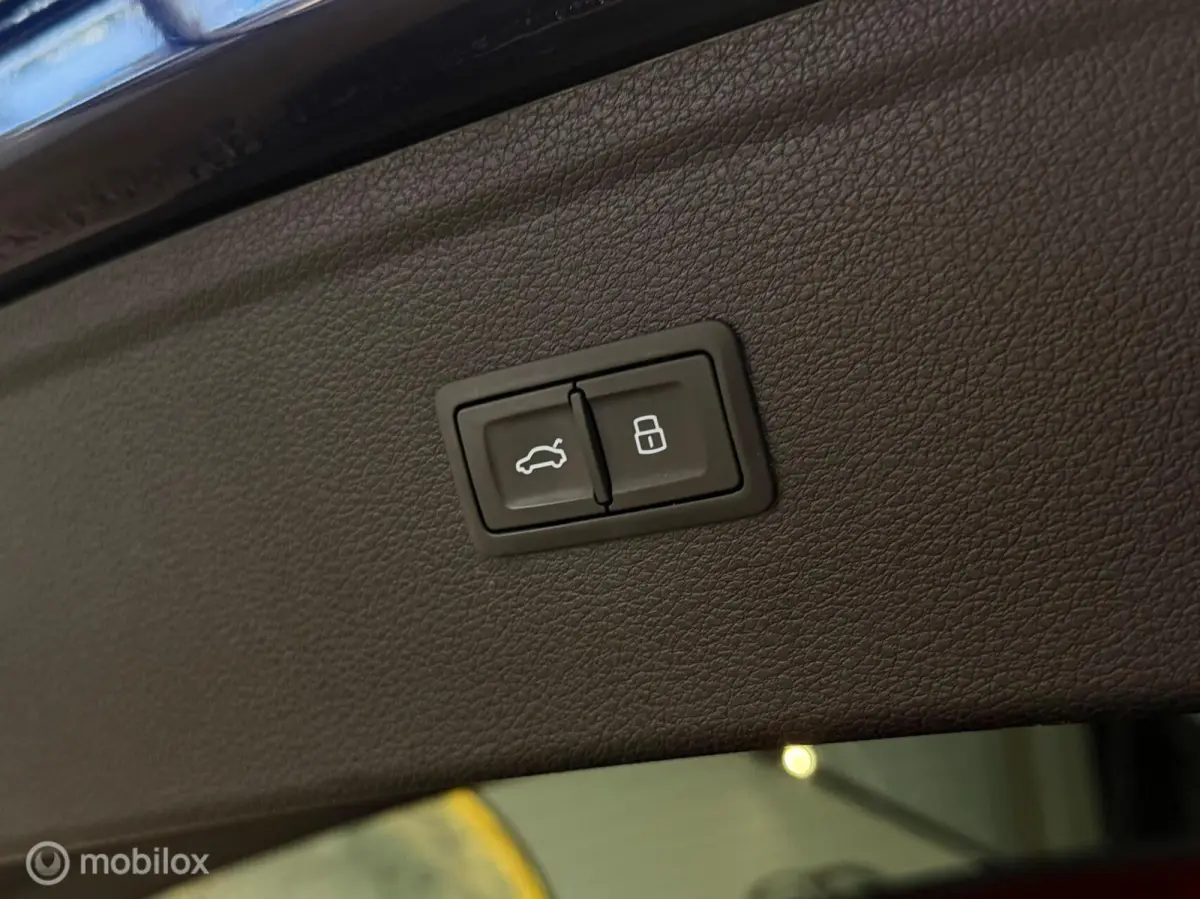 55 TFSI e quattro Competition Panorama/Keyless/SQ5 look/Luchtvering/Trekhaak