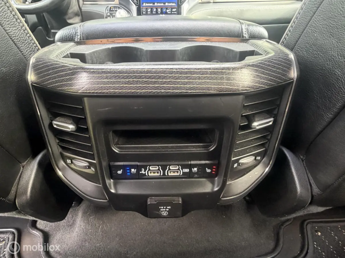 1500 4X4 5.7 V8 4x4 Crew Cab 5'7 Limited