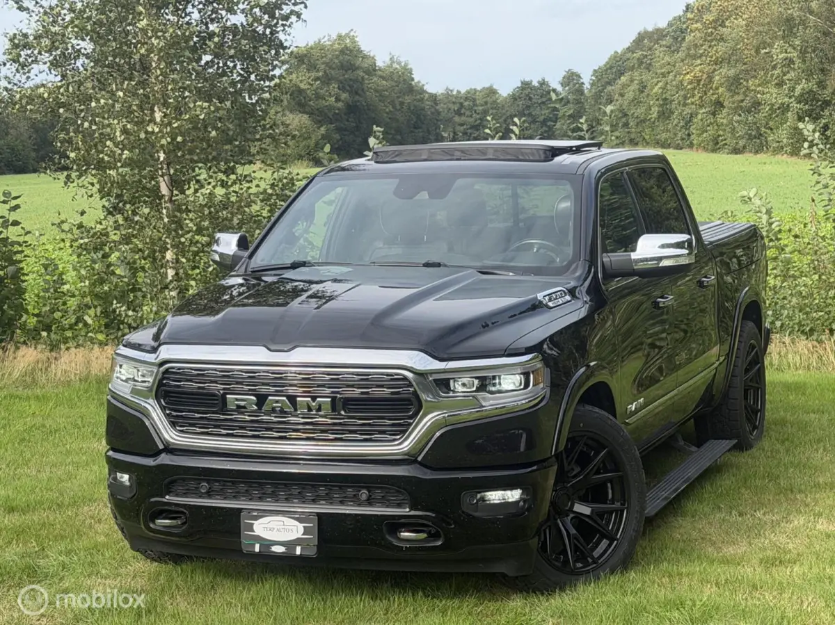 1500 4X4 5.7 V8 4x4 Crew Cab 5'7 Limited