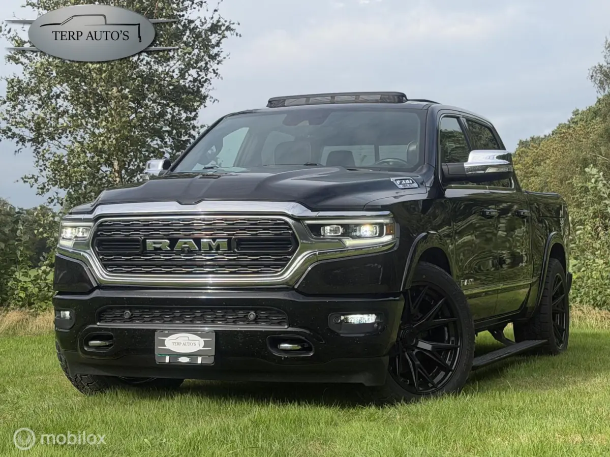 1500 4X4 5.7 V8 4x4 Crew Cab 5'7 Limited