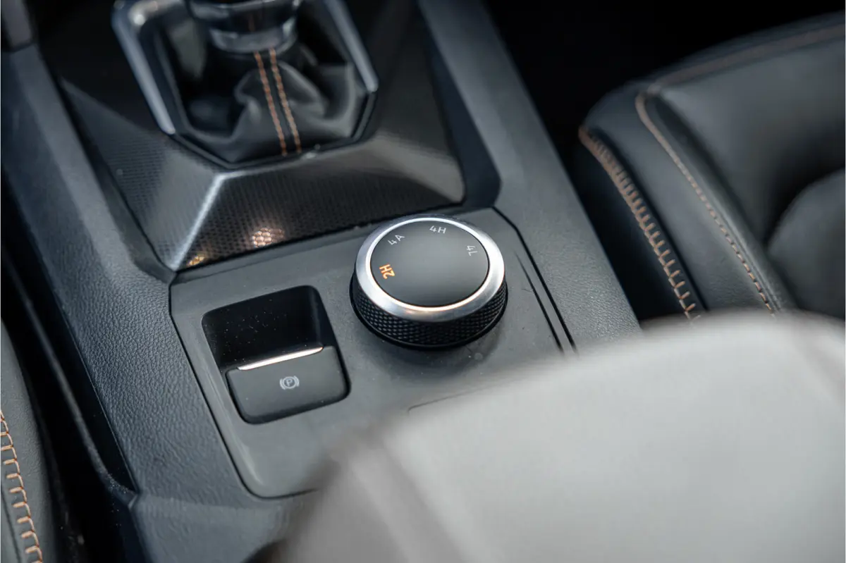 3.0 TDI 4Motion PanAmericana | ACC | 360 Camera | Harman Kardon | Lederen bekleding | Blind spot | Standkachel | Navigatie | CarPlay | LED | Trekhaak | DAB | Dealer onderhouden | Grijs kente