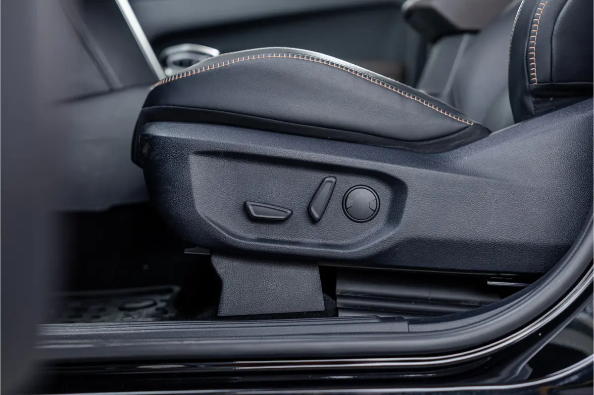 3.0 TDI 4Motion PanAmericana | ACC | 360 Camera | Harman Kardon | Lederen bekleding | Blind spot | Standkachel | Navigatie | CarPlay | LED | Trekhaak | DAB | Dealer onderhouden | Grijs kente