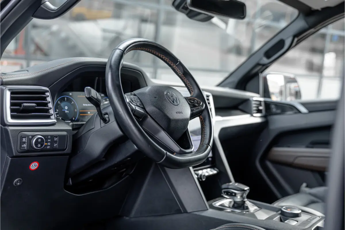 3.0 TDI 4Motion PanAmericana | ACC | 360 Camera | Harman Kardon | Lederen bekleding | Blind spot | Standkachel | Navigatie | CarPlay | LED | Trekhaak | DAB | Dealer onderhouden | Grijs kente