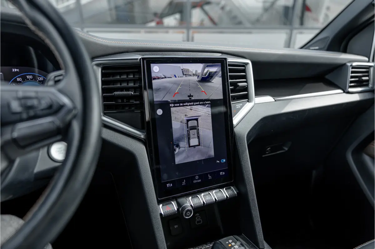 3.0 TDI 4Motion PanAmericana | ACC | 360 Camera | Harman Kardon | Lederen bekleding | Blind spot | Standkachel | Navigatie | CarPlay | LED | Trekhaak | DAB | Dealer onderhouden | Grijs kente