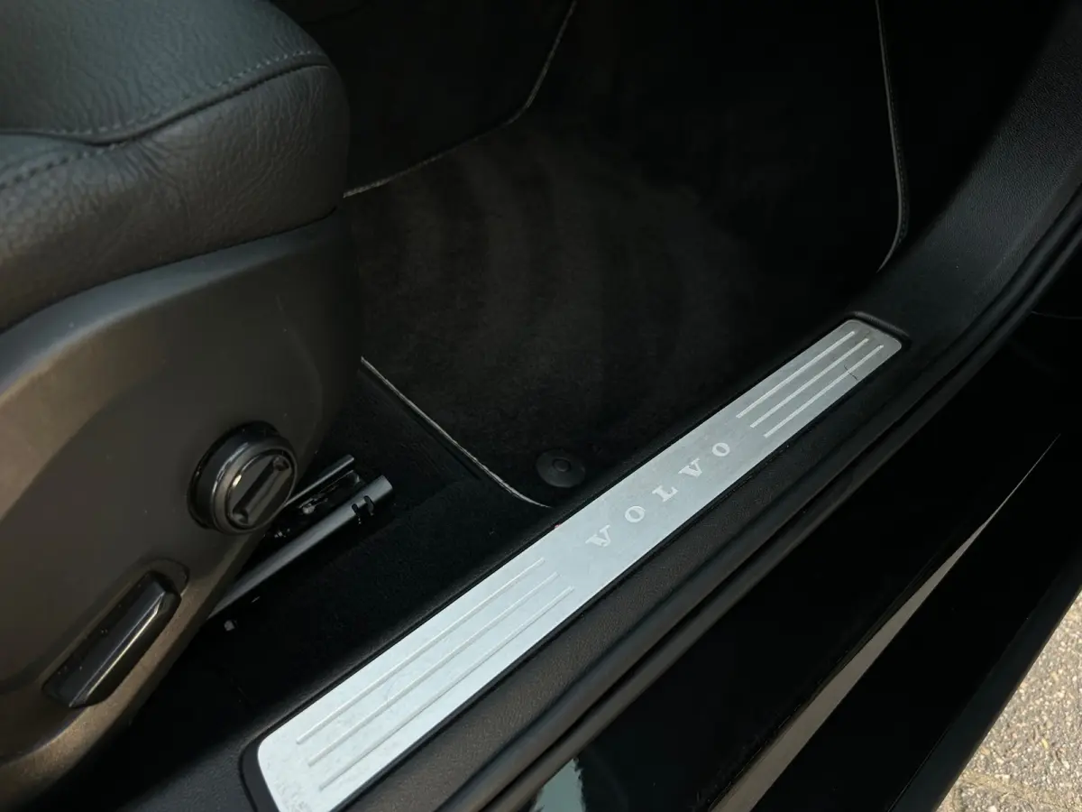2.0 T5 R-Design standkachel, camera,carplay, trekhaak