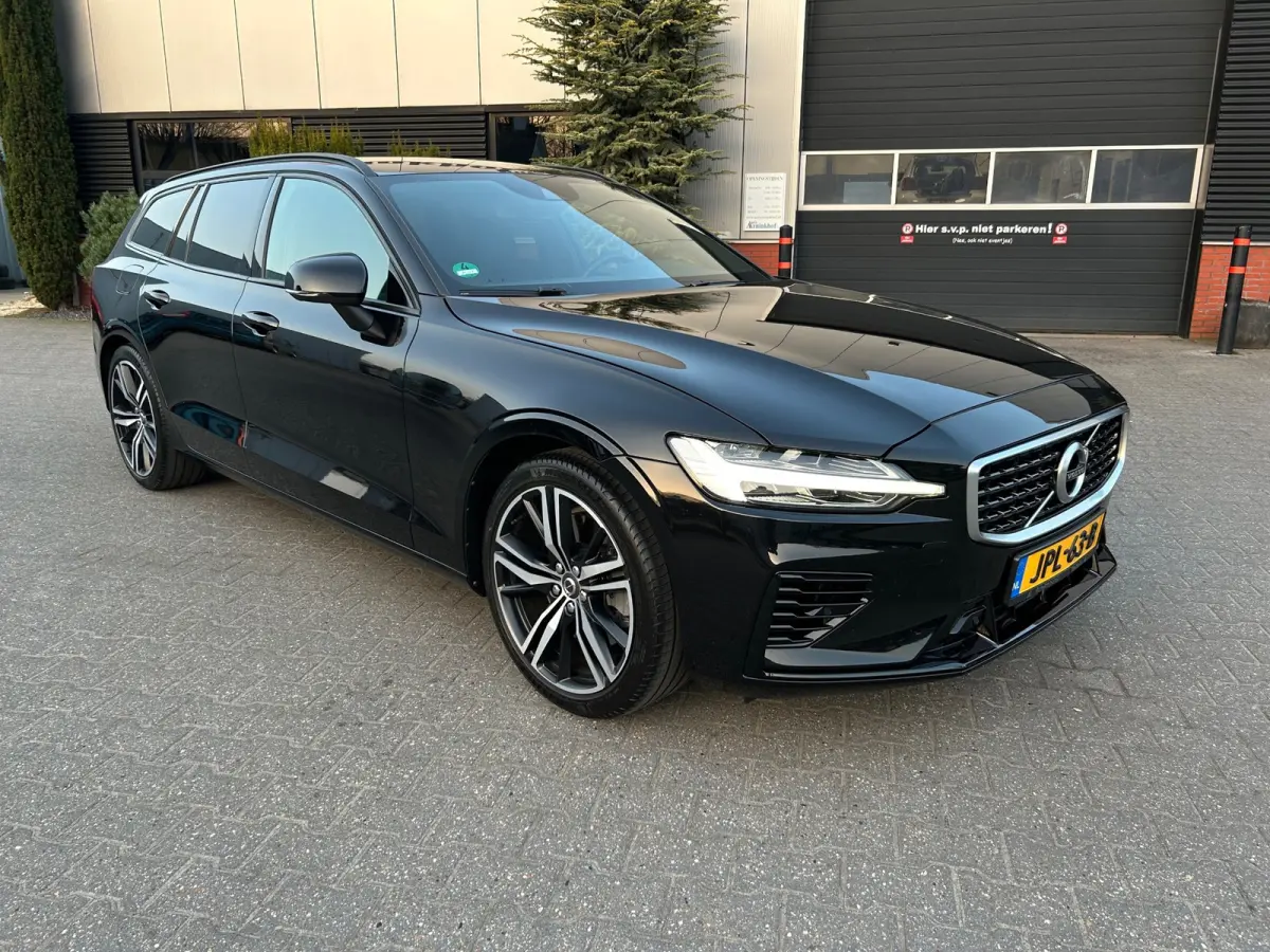 2.0 T5 R-Design standkachel, camera,carplay, trekhaak