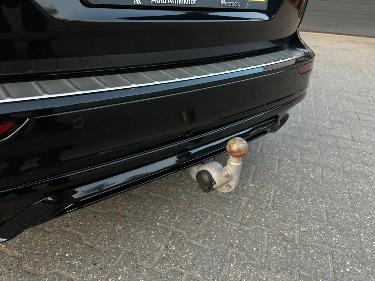 2.0 T5 R-Design standkachel, camera,carplay, trekhaak