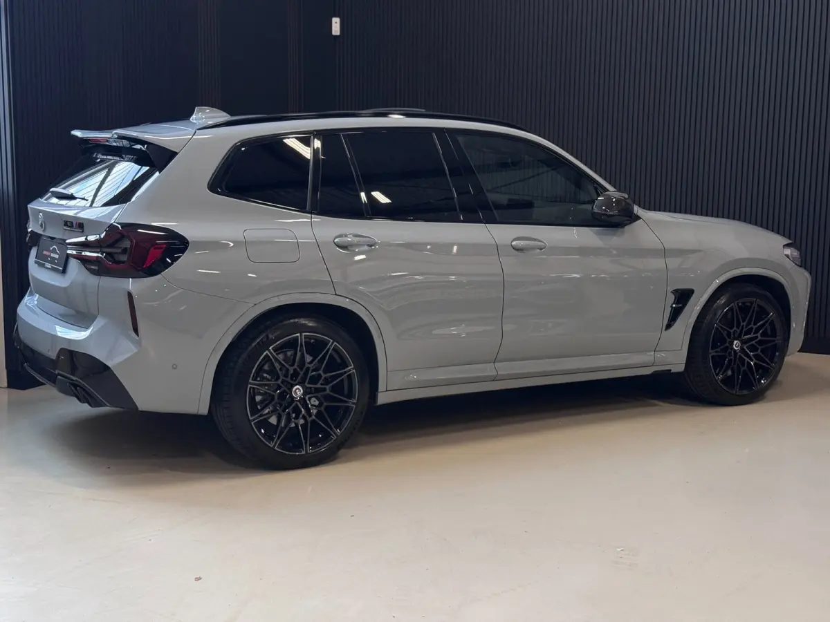 M Competition | HK | PANO | CARBON | VOL!
