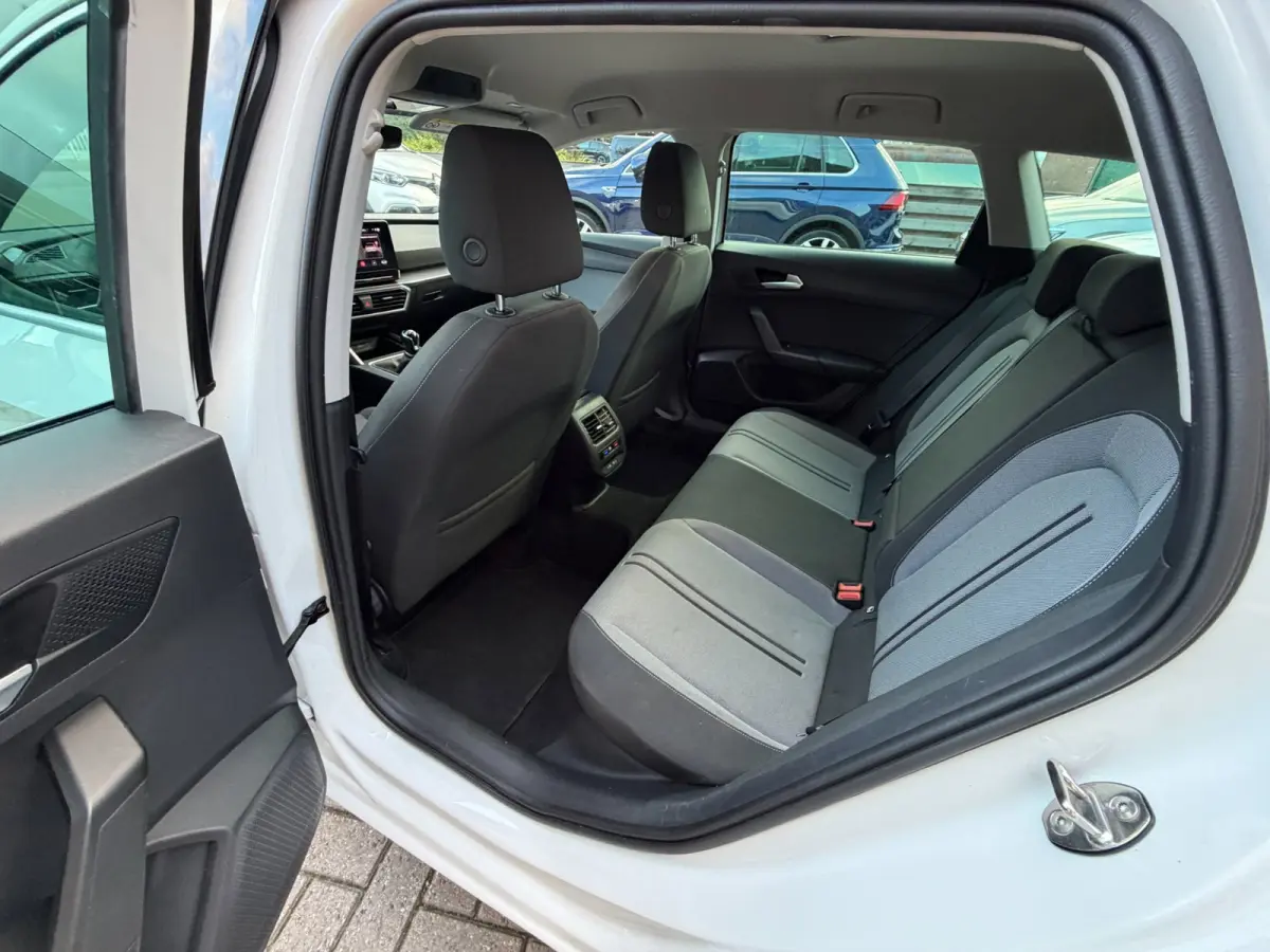 1.5 TSI Style Launch Edition / ACC / Led / CarPlay / Trekhaak .