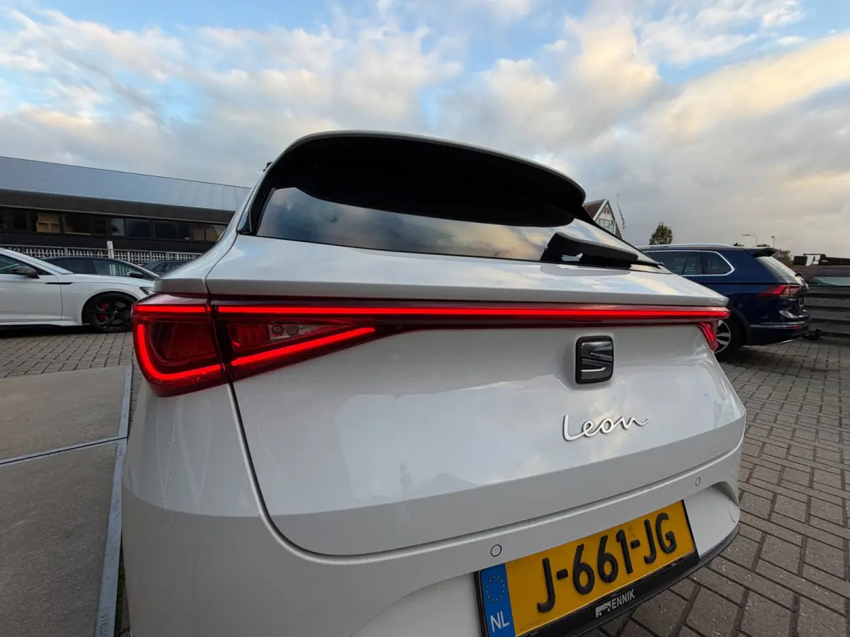 1.5 TSI Style Launch Edition / ACC / Led / CarPlay / Trekhaak .