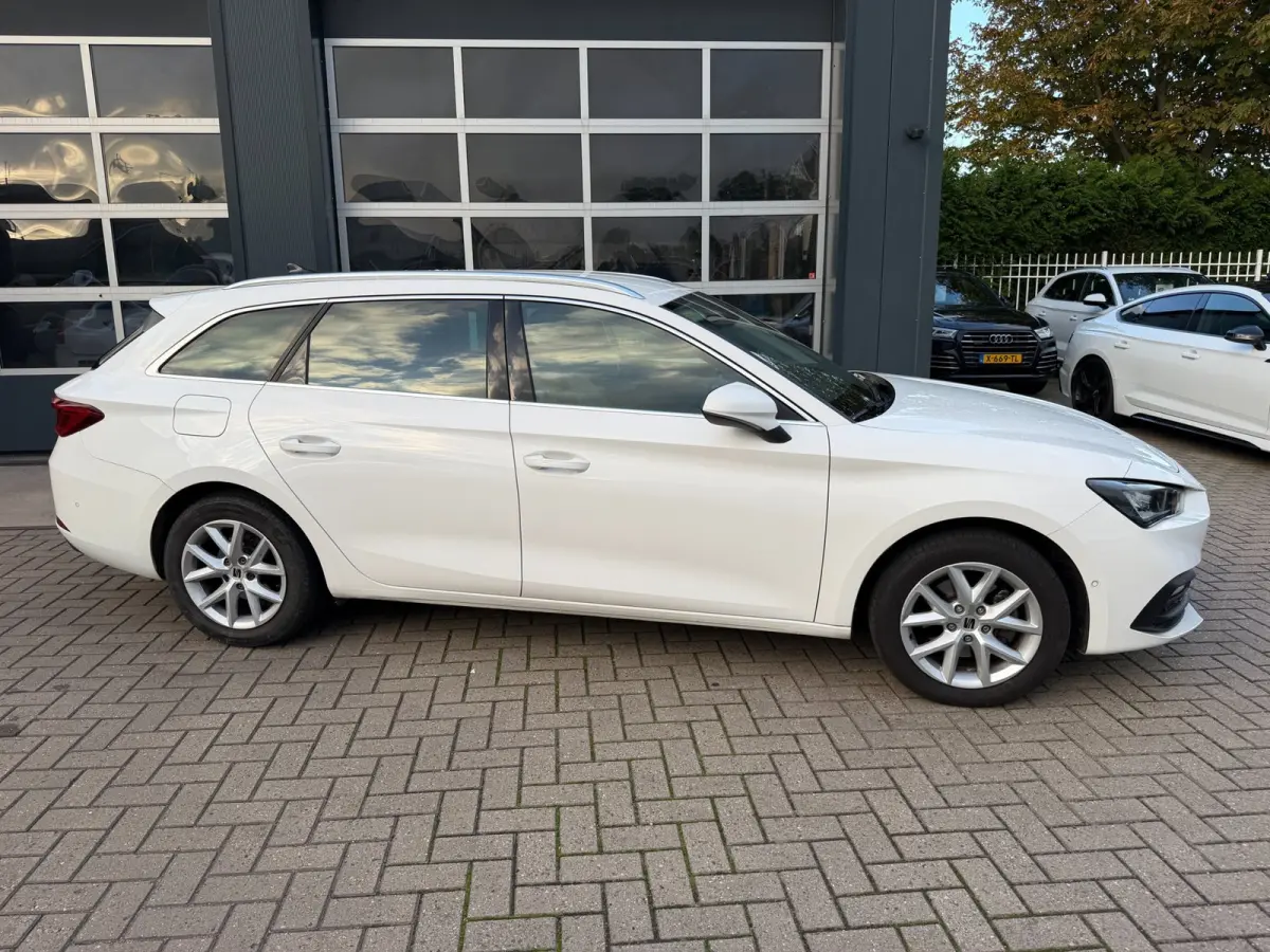 1.5 TSI Style Launch Edition / ACC / Led / CarPlay / Trekhaak .