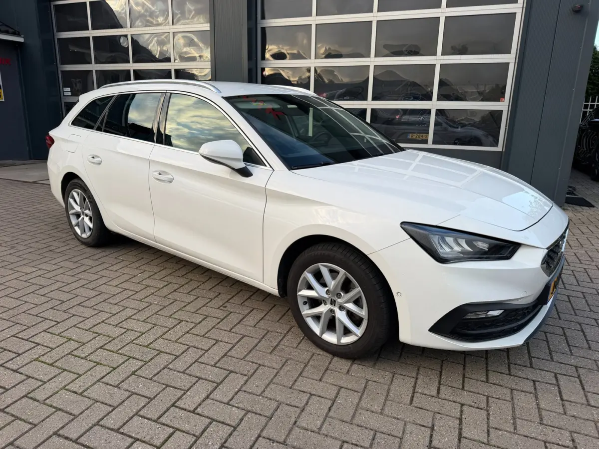 1.5 TSI Style Launch Edition / ACC / Led / CarPlay / Trekhaak .