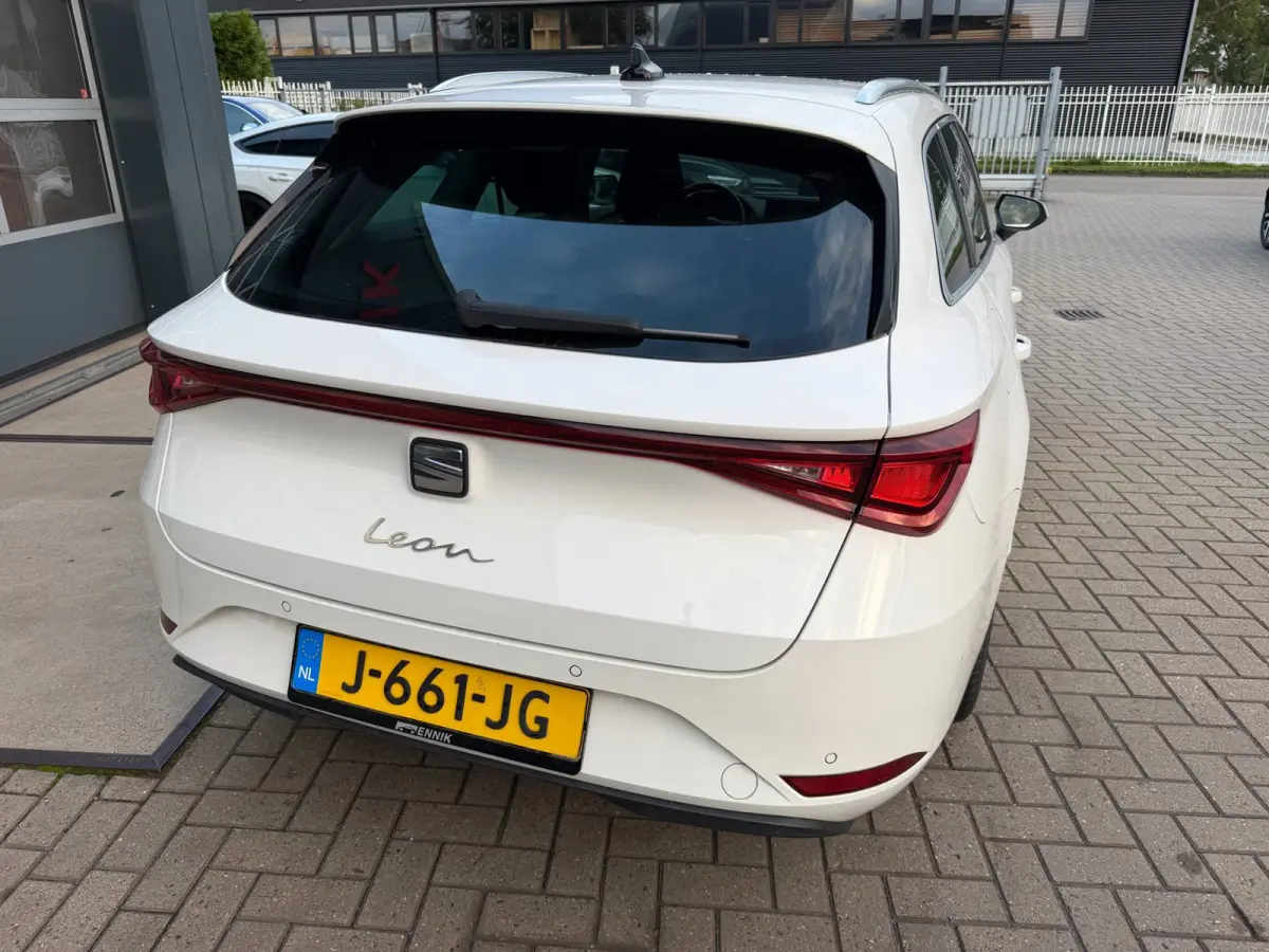 1.5 TSI Style Launch Edition / ACC / Led / CarPlay / Trekhaak .