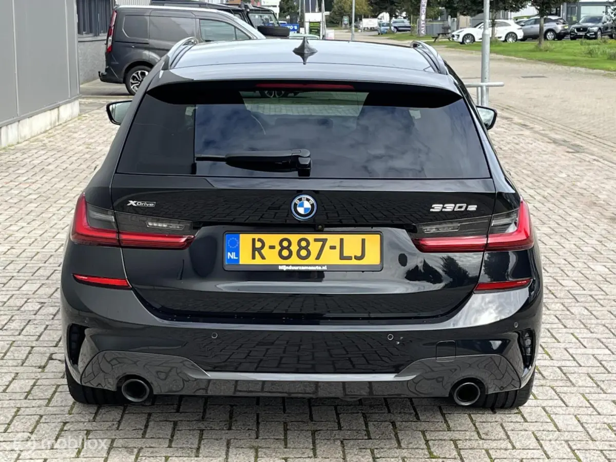 330e xDrive aut, M Sport, Trekhaak, LED