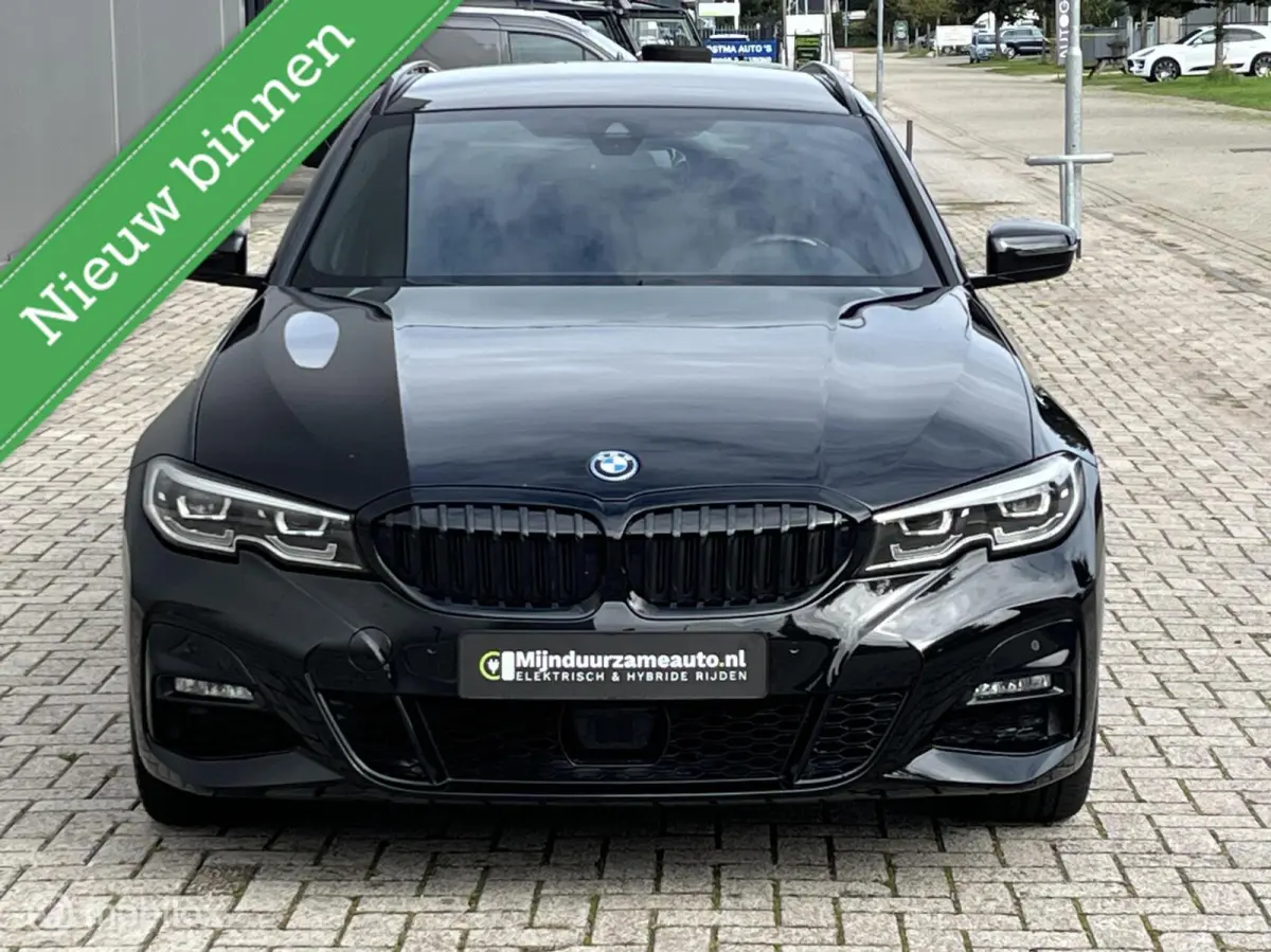330e xDrive aut, M Sport, Trekhaak, LED