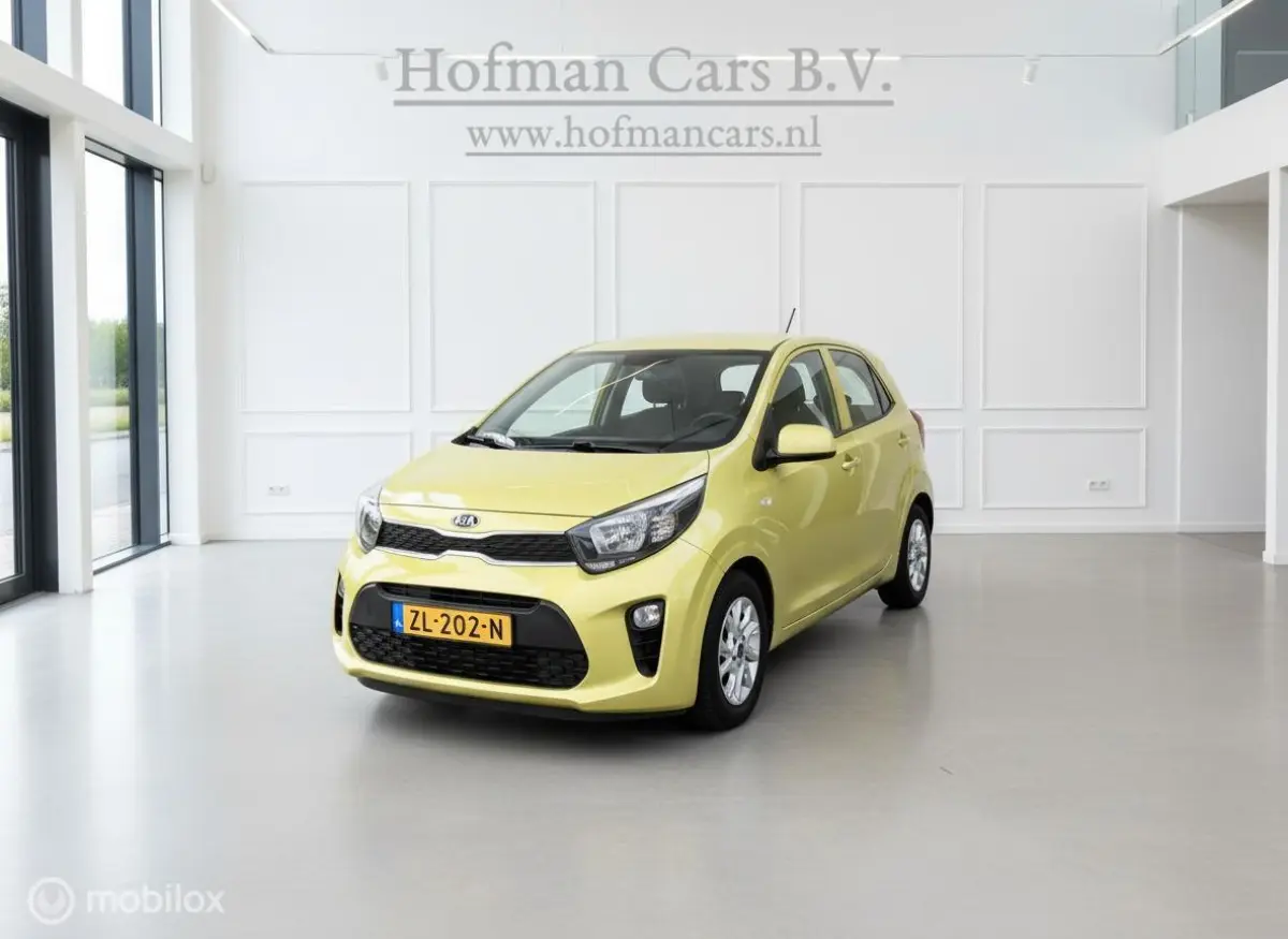 1.0 MPi DynamicLine | Camera | CarPlay | Navigatie | Cruise Control