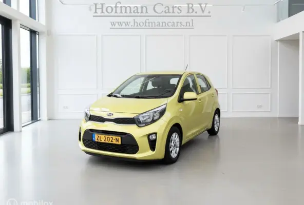 1.0 MPi DynamicLine | Camera | CarPlay | Navigatie | Cruise Control