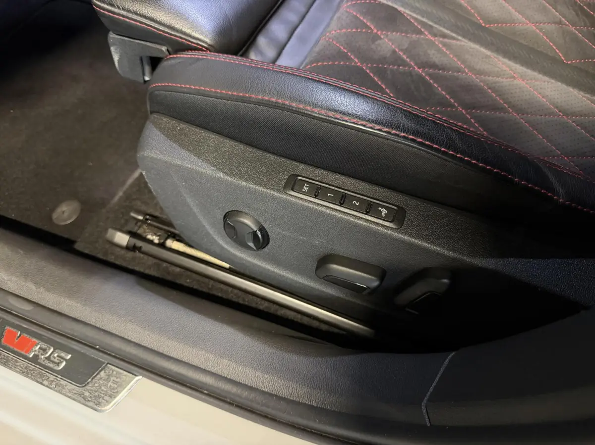 1.4 TSI RS iV PHEV Camera Head-up Memory Sfeer