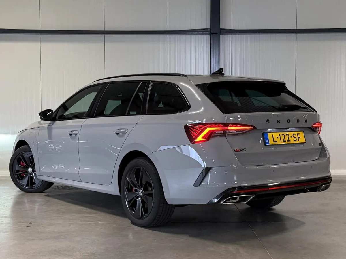 1.4 TSI RS iV PHEV Camera Head-up Memory Sfeer