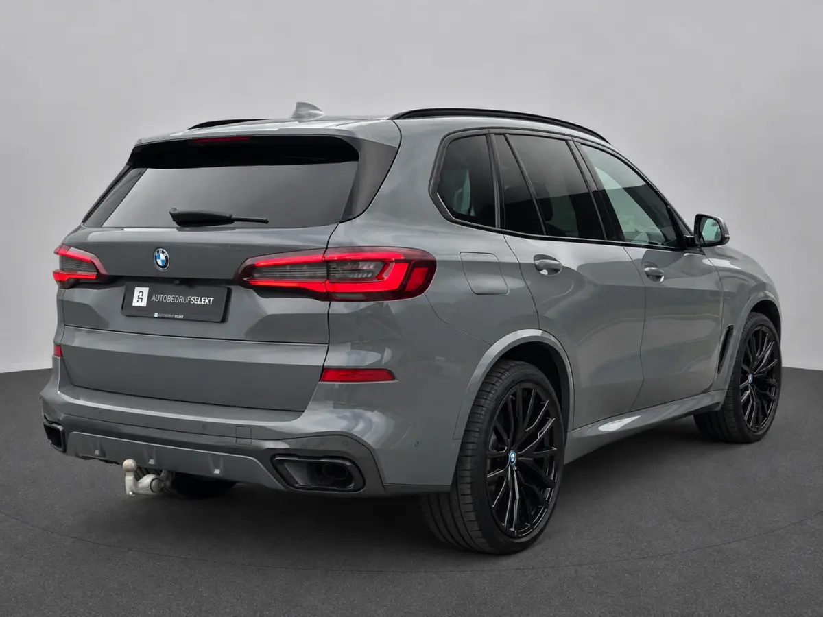 XDrive45e M-Sport | Grigio Telesto | Pano | Laser | Trekhaak | Softclose | Stoelventilatie | Entertainment achter