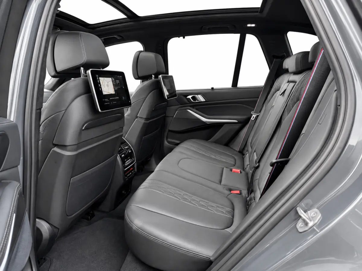 XDrive45e M-Sport | Grigio Telesto | Pano | Laser | Trekhaak | Softclose | Stoelventilatie | Entertainment achter